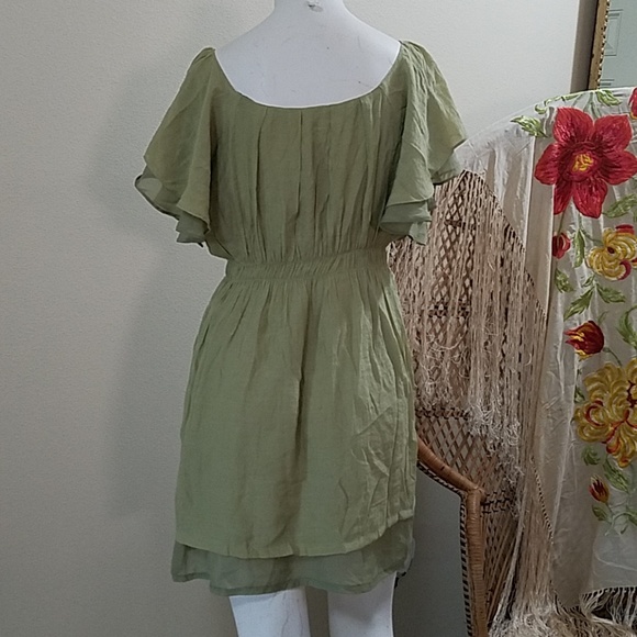 Dress - Picture 4 of 7